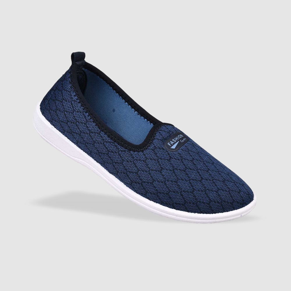 crocs chappal Suppliers in Delhi