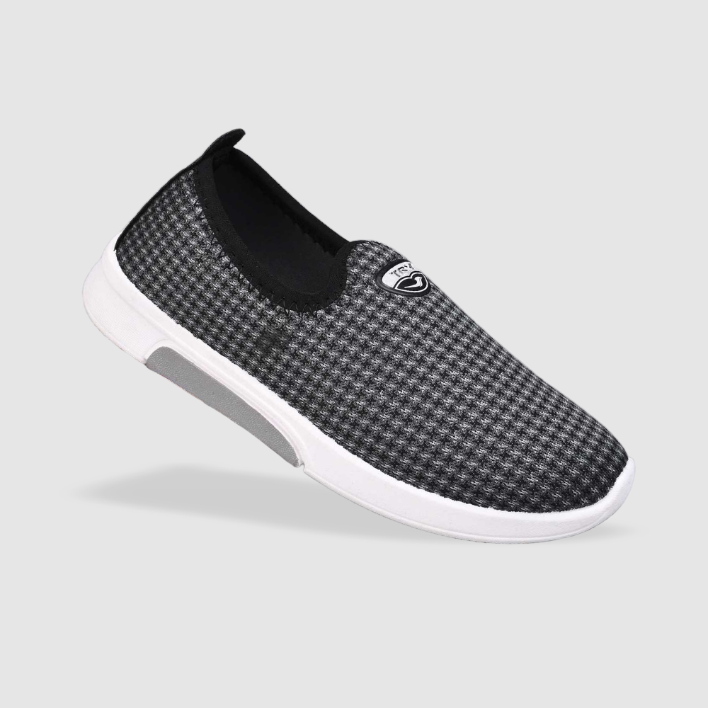 crocs chappal Suppliers in Delhi